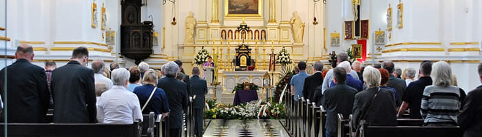 カトリックの葬儀でのマナー